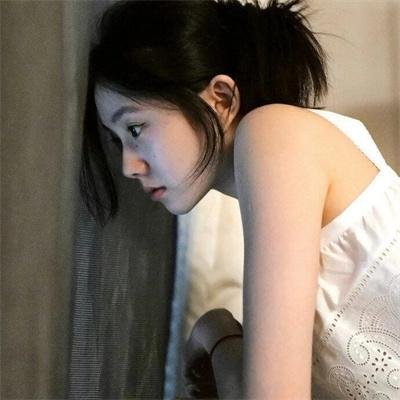 蓝色比尔街的沉默